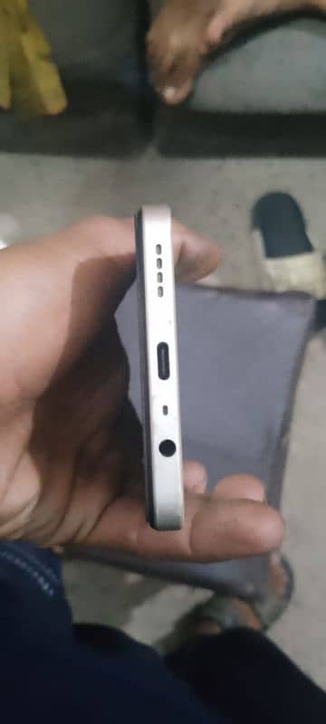 realme c53 ram 6 room 128 condition 10/10 no any fault complete box 4