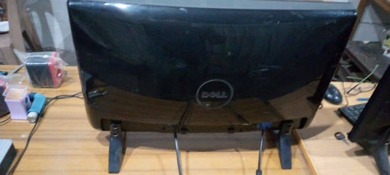 Dell HDMI Computer LCD 22 inches 2