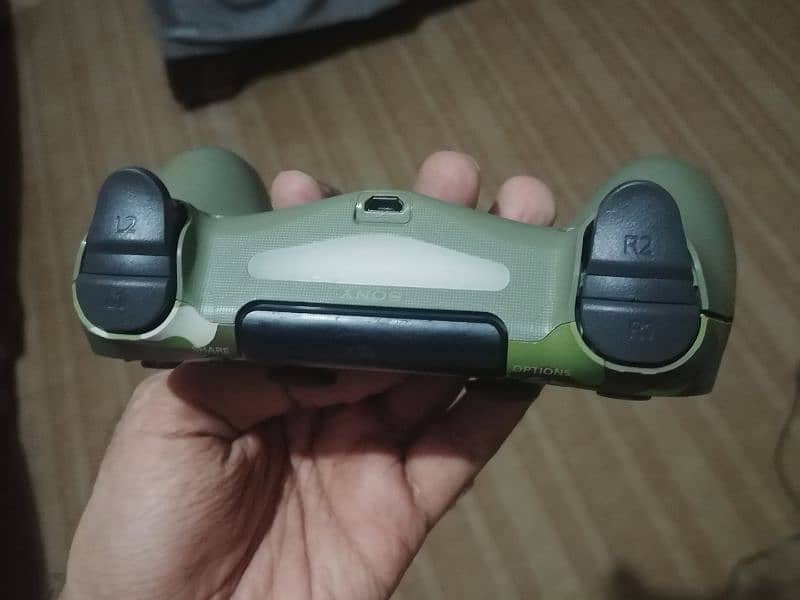 Ps4 original 2nd gen controller 2