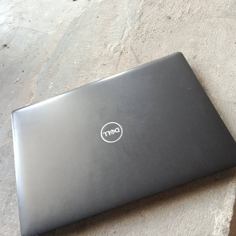 DELL LAPTOP FOR SELL LATITUDE 5400 8GB/256GB 5