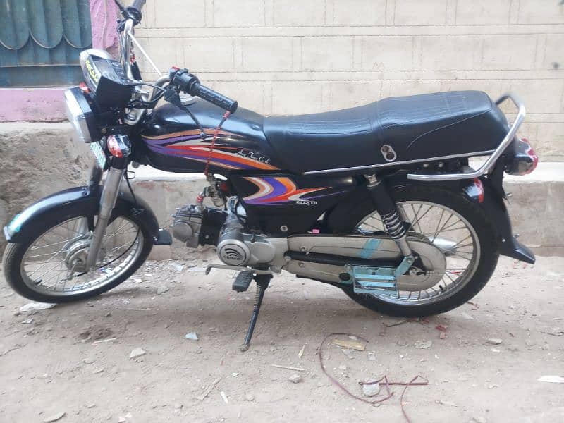 cd 70cc crown bike 0