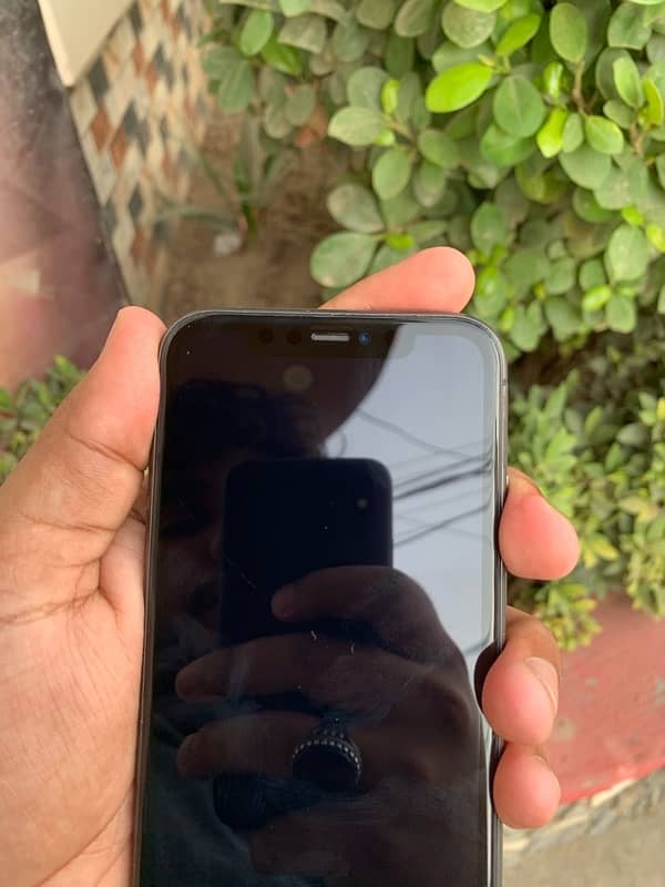 iPhone 11 128gb Non pta factory unlock Waterpack 11