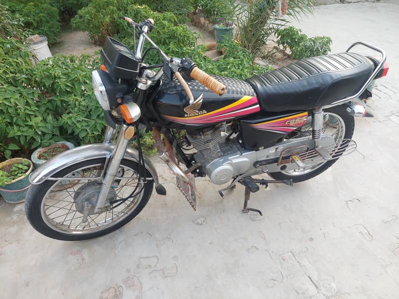 Honda CG 125 2013 1