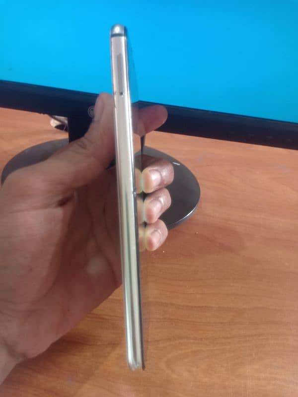 Huawei nova 3i good condition with box 2