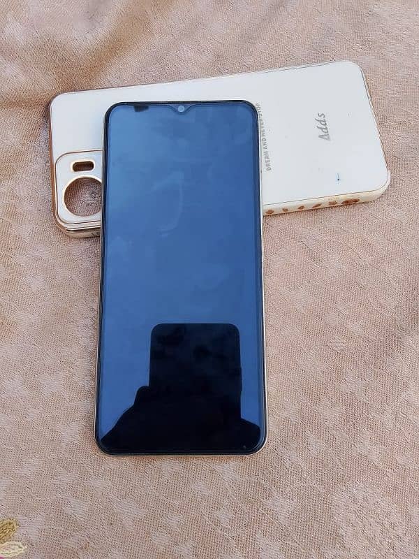 vivo y16  4GB/64Ram. good condition 5