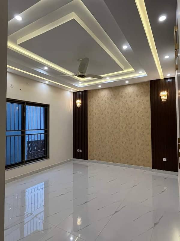 3 Years Installment Base House In Park View City Lahore 1