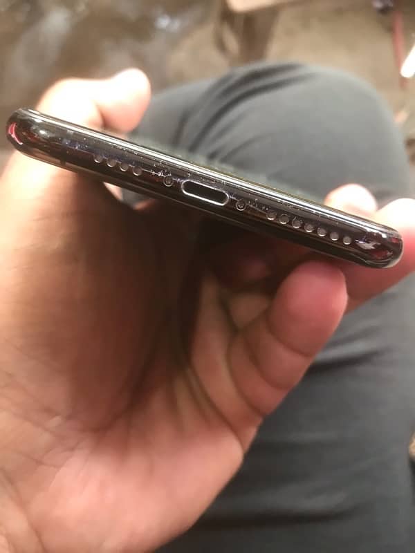 iphone xsmax PTA approved 5