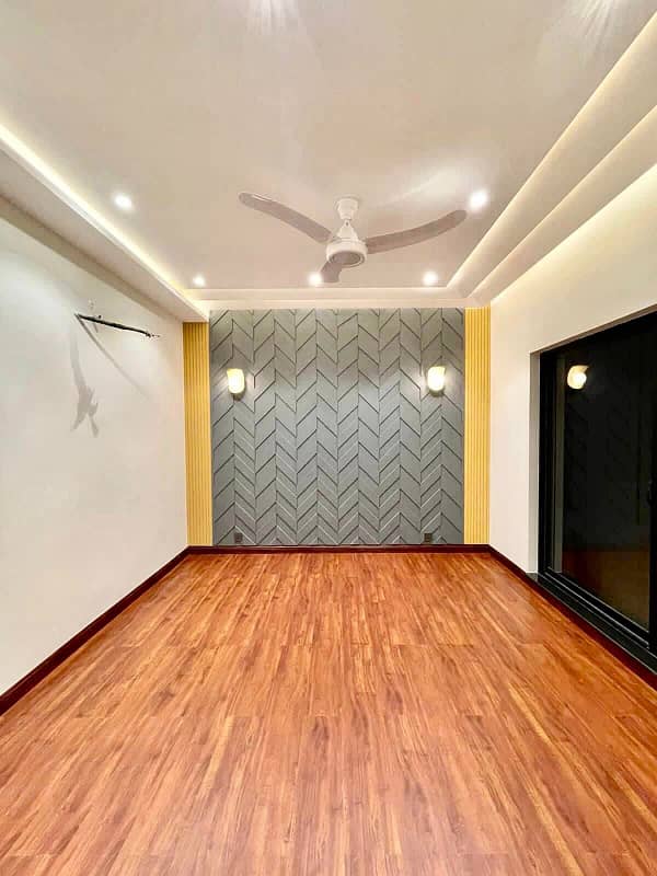 3 YEARS Installment Base House In Park View City Lahore 0