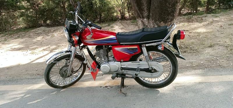 Honda CG 125 model 2010 urgent sale 03267544881 1