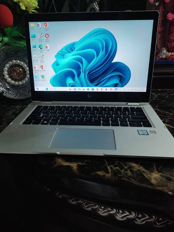 Hp Elitebook 1030 g3 i7 7th Generation 3