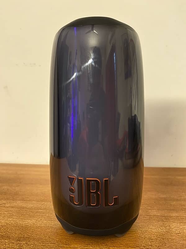 JBL Pulse 5 – Vibrant LED Display & 360° Immersive Audio 5