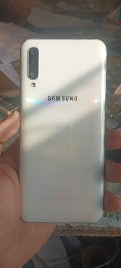 Samsung A50