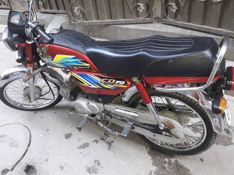 Honda 70 look as a new bike 6