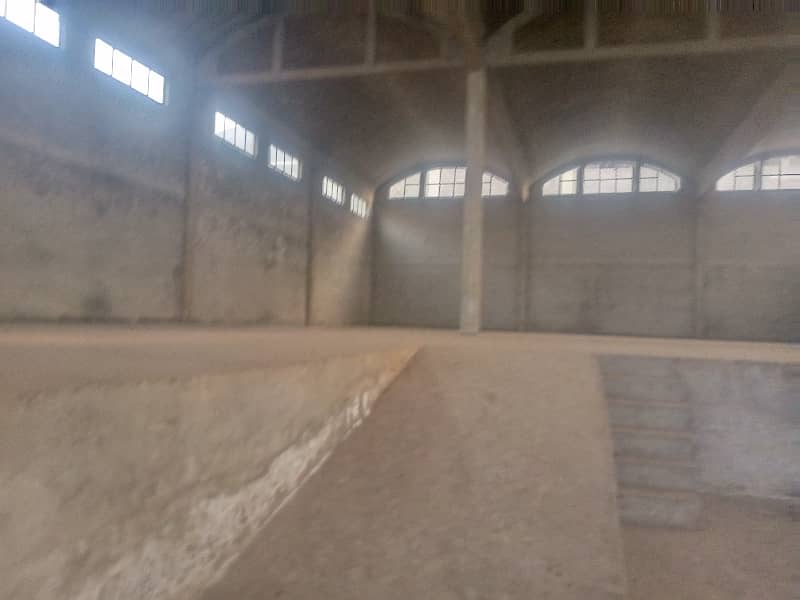 10 Kanal Warehouse Available For Rent 3