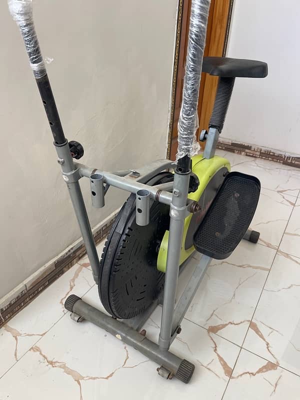 Exercise Cycle Machine 0