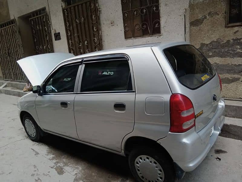 Suzuki Alto 2011 4