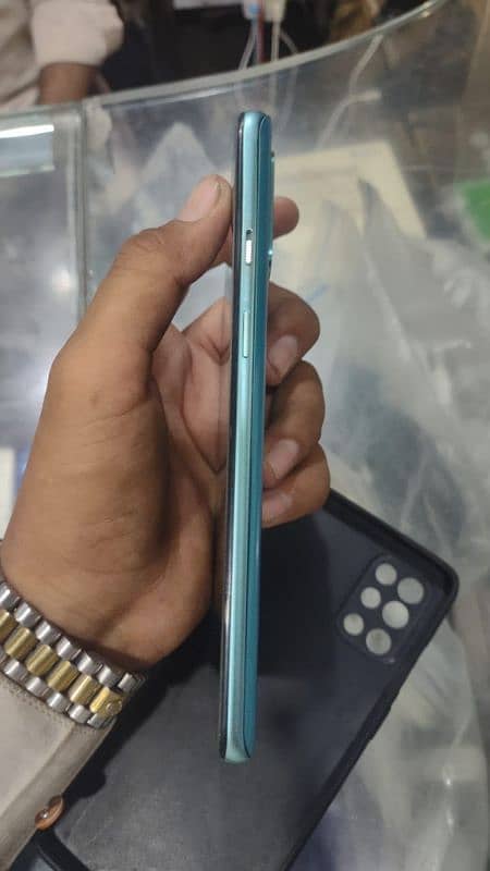 one plus 8t original panel and back 4