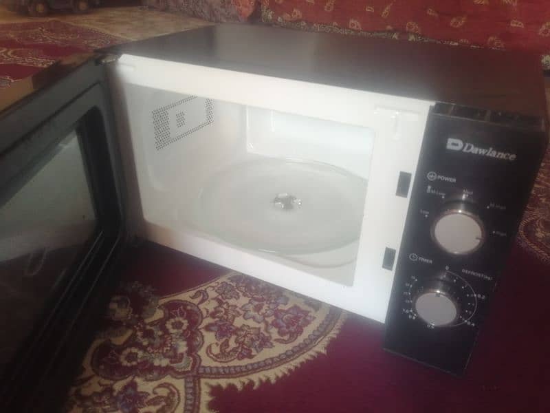 Dawlance oven good condition 2