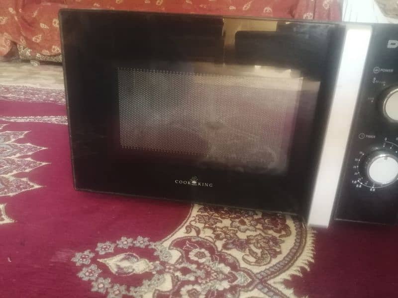 Dawlance oven good condition 4