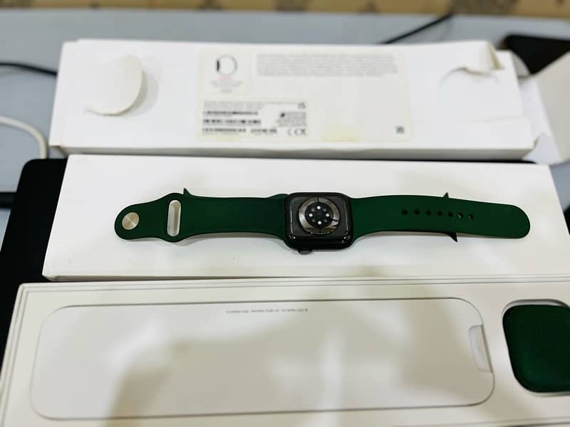 Apple Watch series 7 41mm 2