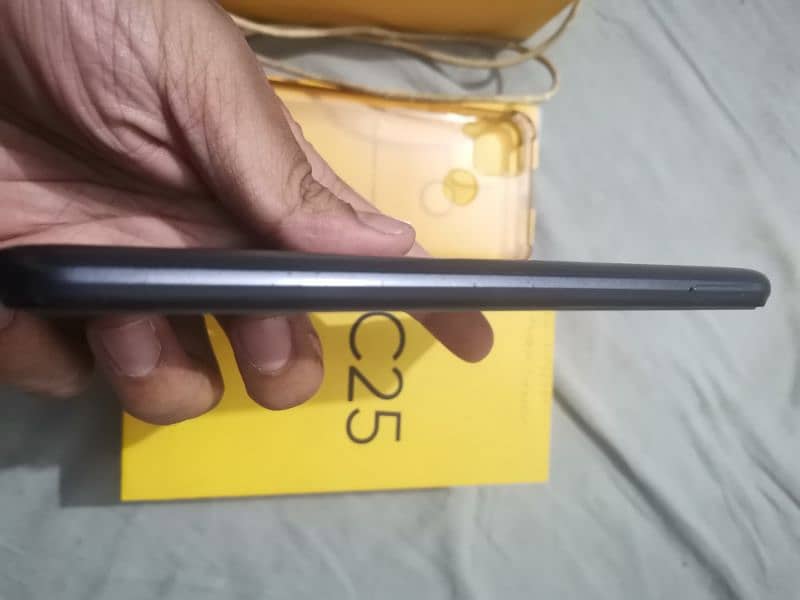 Realme C25 4/128 6