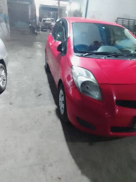 Toyota Vitz 2013 8