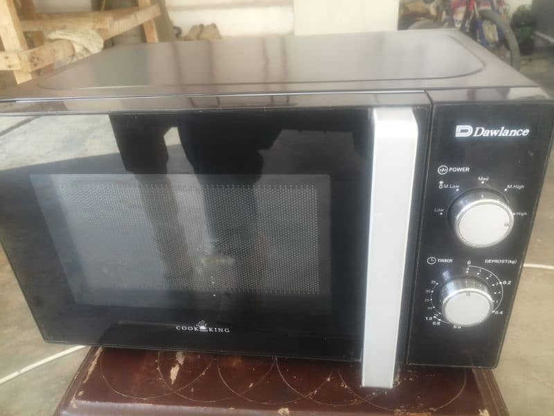 Dawlance oven good condition 10