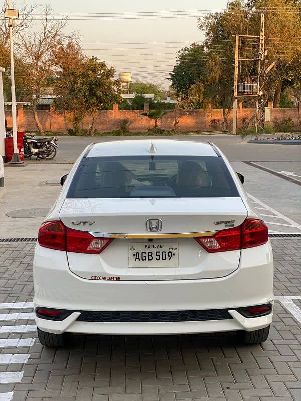 Honda City Aspire 2021 10