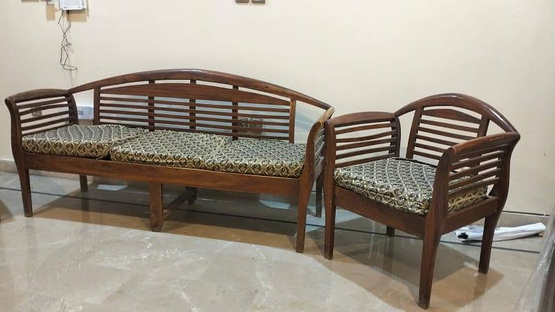 pure and solid wooden Chinese 5 seater sofa set in good condition 1