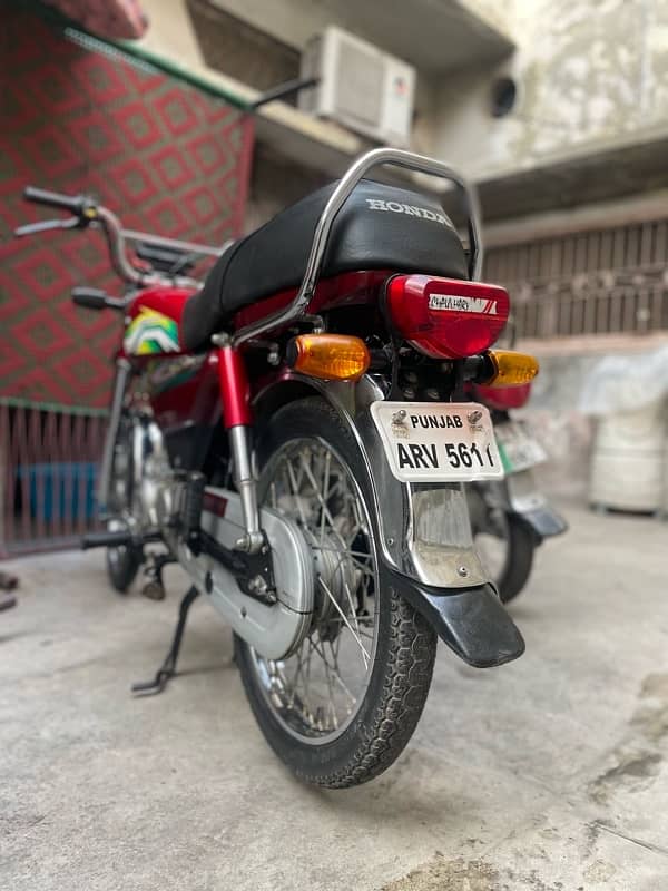 Honda cd 70 5