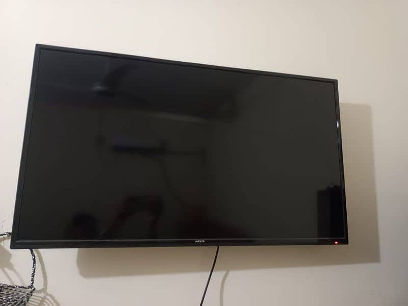 NEOS 40'' LED Imported from Dubai for sale only for Rs. 45k 4