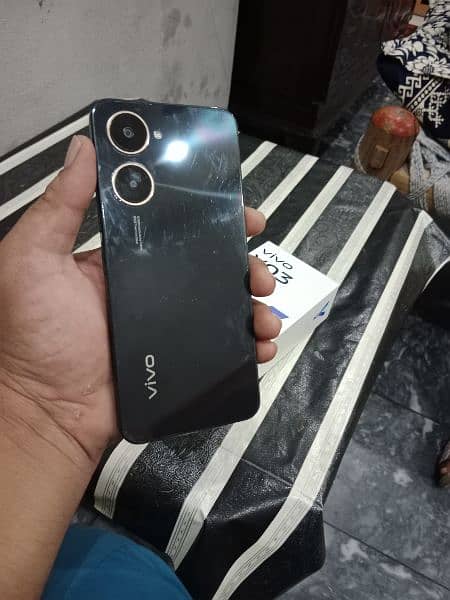 Vivo Y03 4+4 Ram 64 gb 3