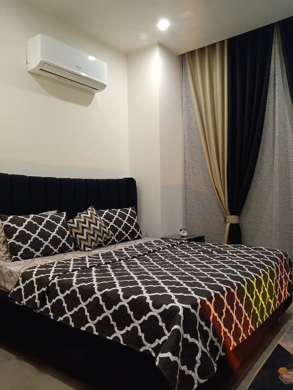 1 bedroom flat par day short time furnished Luxurious apartment daily basis available for rent 3