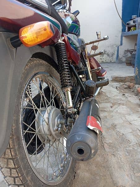 Honda 100 behtreen condition 7