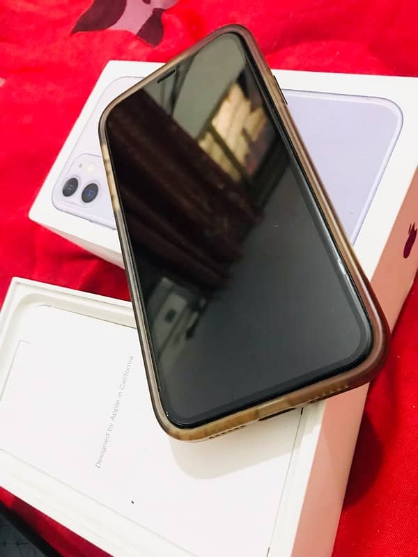 Iphone 11 / 128 gb / Pta approved 2