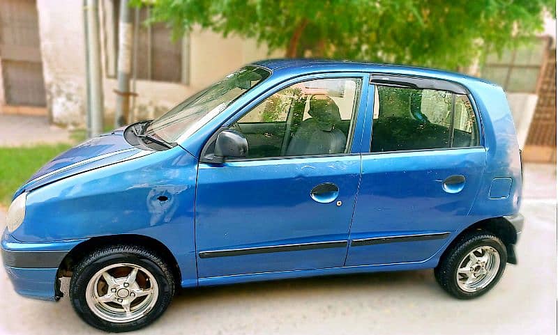 Hyundai Santro 2004 Genuine car 1