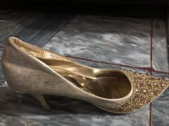 goldn heel for sale 0