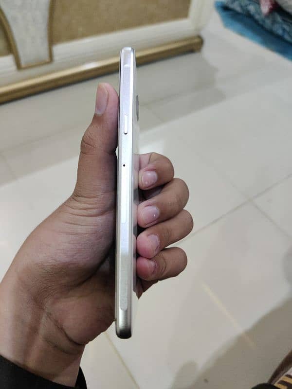 Samsung galaxy A5 10 03336940616is pe rabta kareim 1