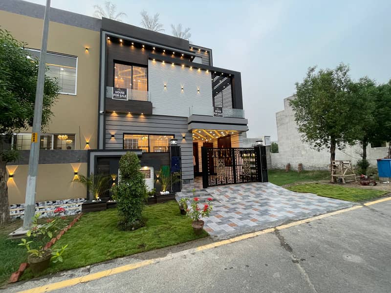 5 Marla Designer House For Sale In Bahria Orchard Lahore 0