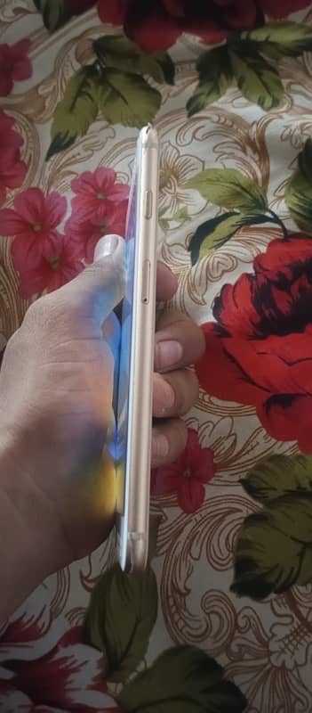 iPhone 8 Plus Pta approved 64Gb 71% water pack 10/10 7