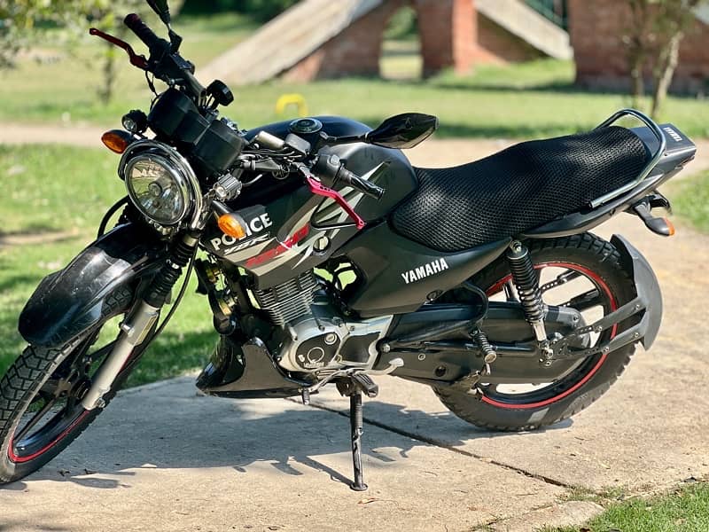 Yamaha YBR 125G 3