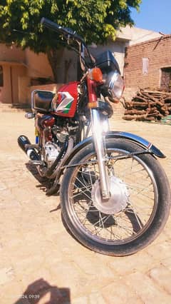 Honda 125 is available for Sale. 0