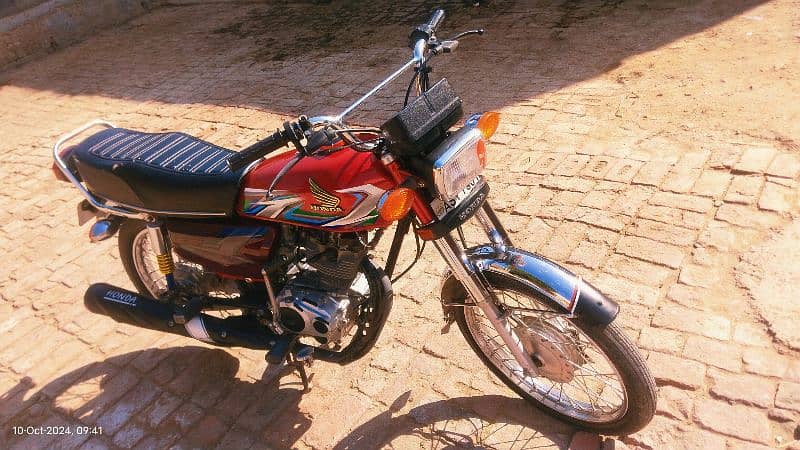 Honda 125 is available for Sale. 8