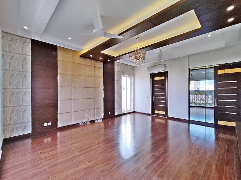 One Kanal Top Of Line Ultra Modern Bungalow Near Main Shabbir Sharif Road Top Location 10