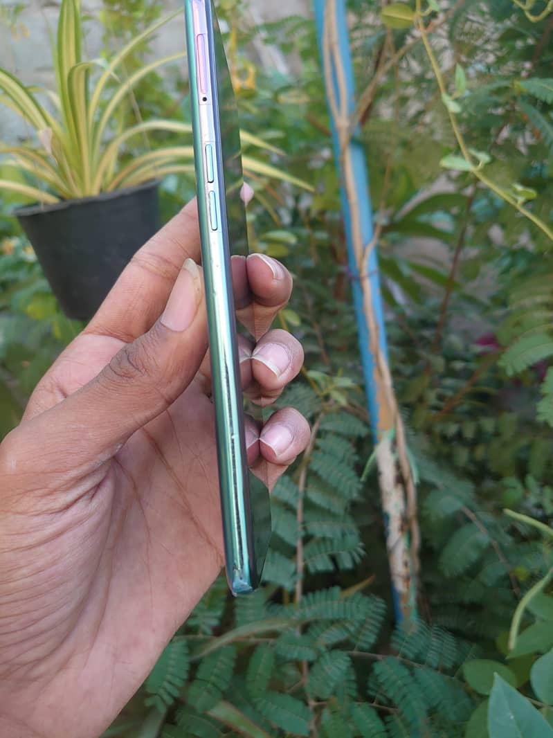 oppo f19 pro condition 10/9. all ok 8/128. GB with box 14