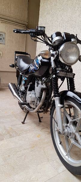 Suzuki 150 SE 2