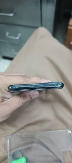 iphone 11 pro max 256gb non pta (kit only)