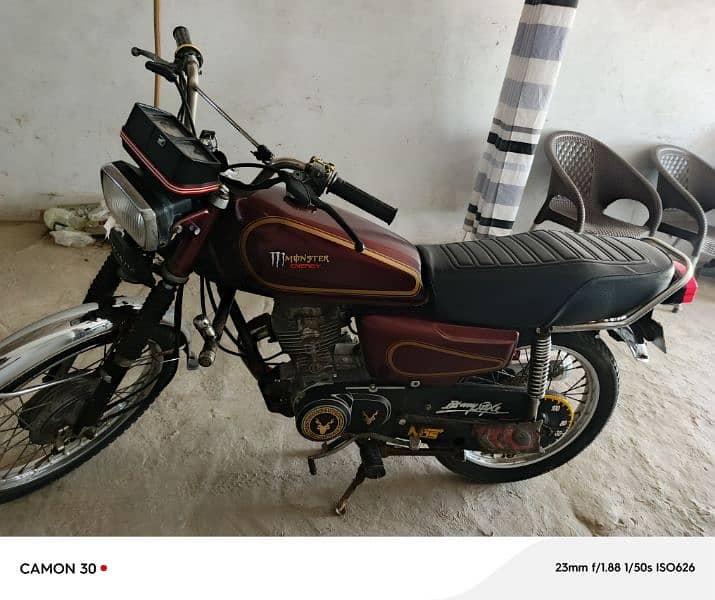 Metro 125 For Sale in Good Condition 2