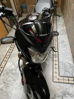 Honda CB 150F 2024