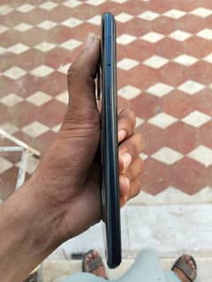 Oppo a54 condition AP ke smne hai complete box 0